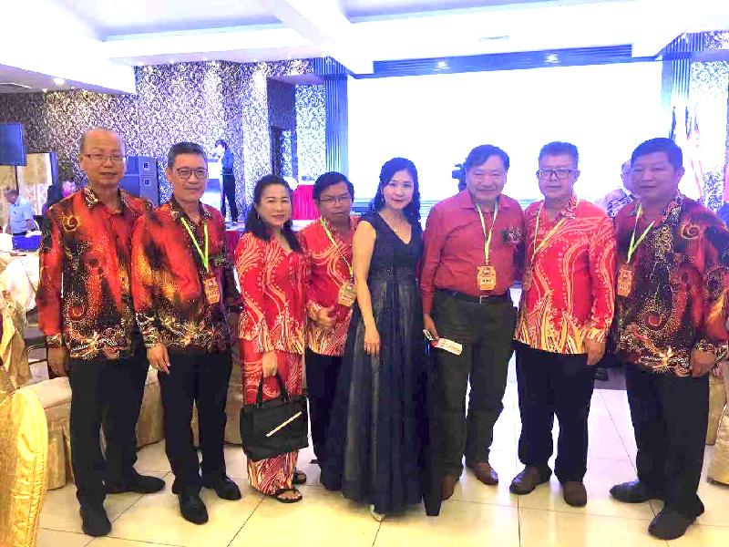 C05F01A4-D694-4EC8-877A-184B869A40E7