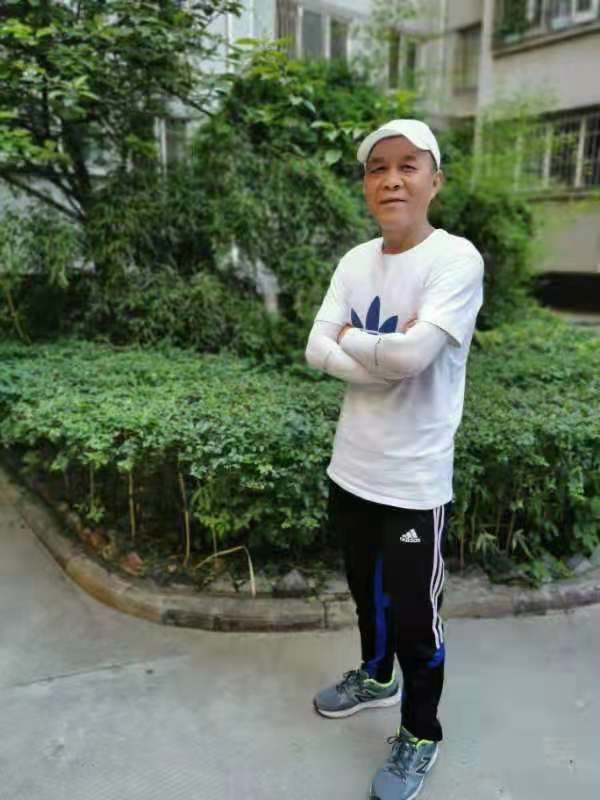 闄堟闃?.jpg