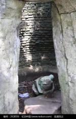 九州诗词佛山文学分社《井底之蛙》作者柳梦，主播赵淑芹，编辑赵淑芹，