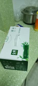伊利送爱心          张一农