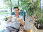 【都市头条成都文苑编辑部】主编周翁；作者何俊锋、屈军强、鸿翔、高玉明、任振乾诗文六篇