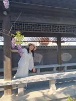 推荐郇立新老师原创作品《相约紫藤花开的季节》主播：任然、总编：黄金满地。