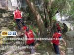 志愿服务进校园 美化环境换新颜