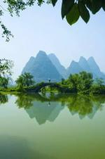 我家住在南湖边（歌词）文/姜云姣（武汉）
