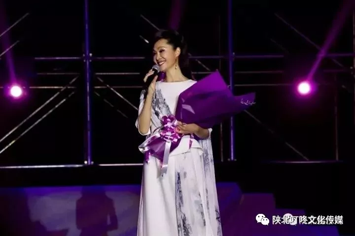 星光大道山圪崂姐妹《最爱大陕北》味道好浓，太好听了