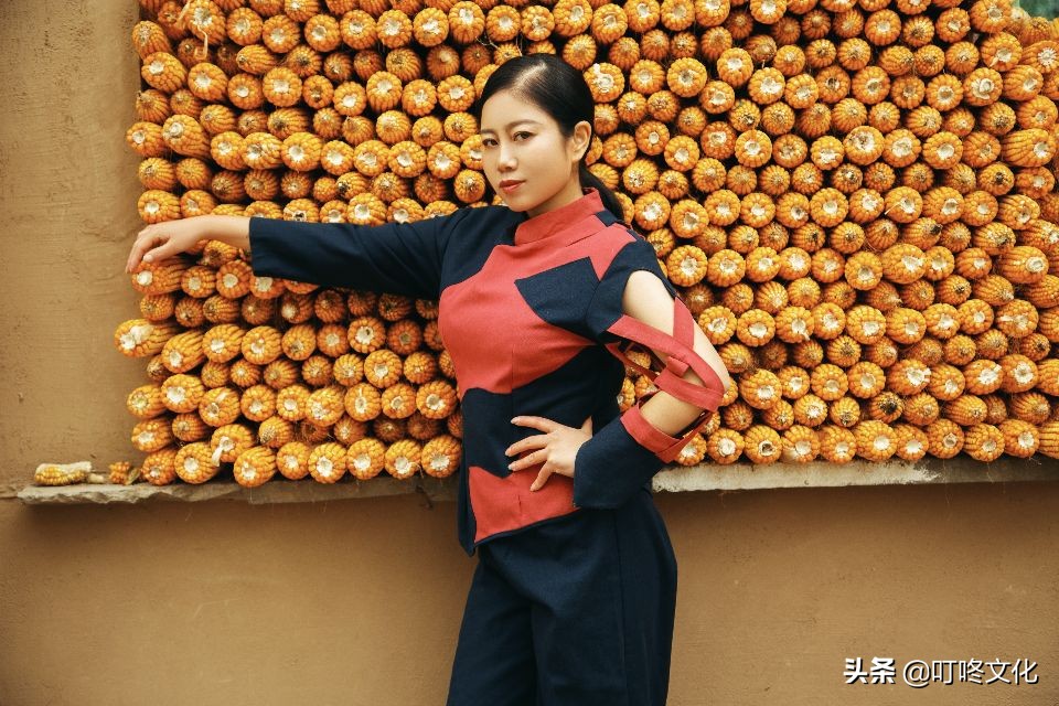 星光大道冠军崔苗：新时代全新“蜕变”新造型、传承新民歌