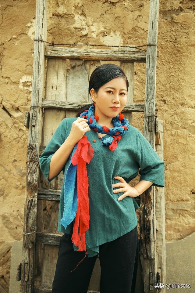 星光大道冠军崔苗：新时代全新“蜕变”新造型、传承新民歌