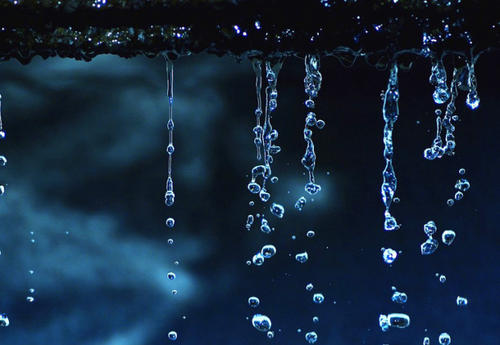 雨还在下文Ⅱ王玉萍