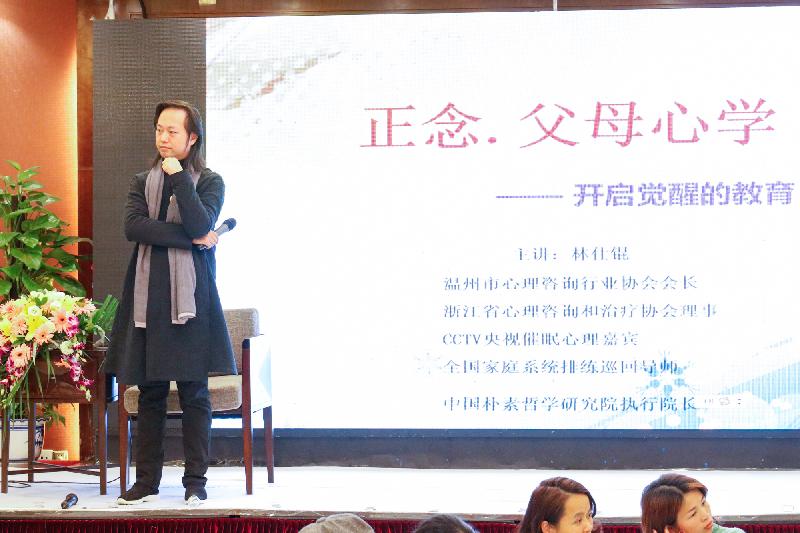 mmexport1577942892463