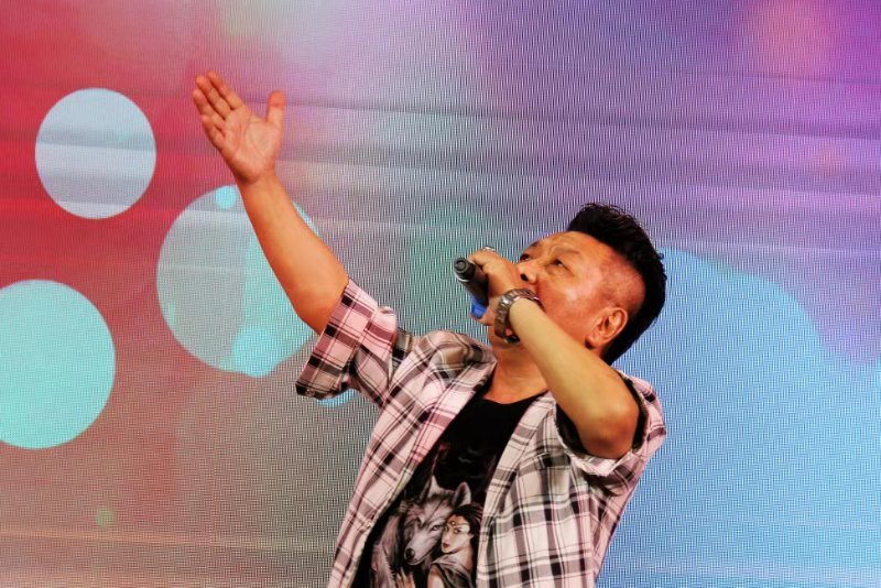 AEA29F52-4F1A-4CD6-B36B-04088BB9E173