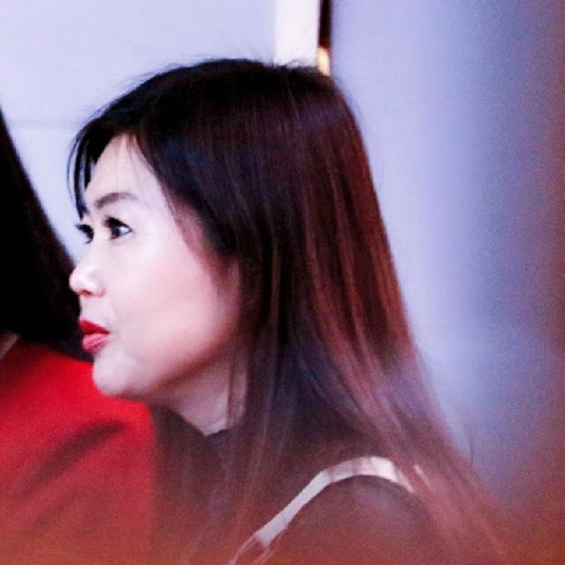 8DA5C805-1747-4596-A7AF-D809C6FE1060